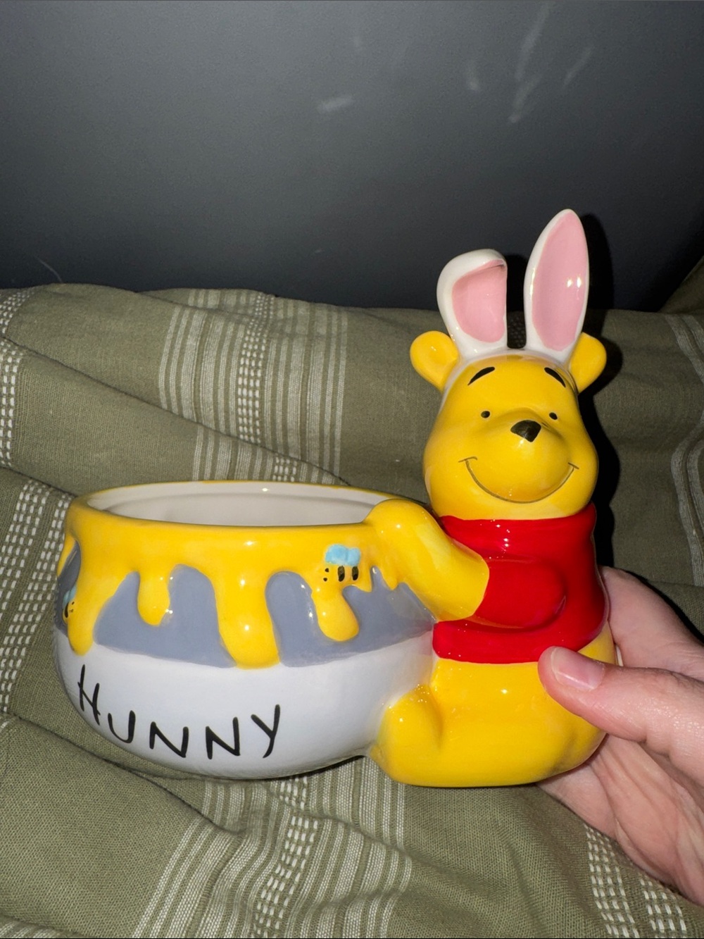 Disney Winnie the Pooh Easter Dish